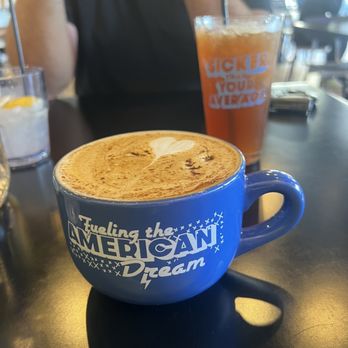 Makers & Finders - Honey Vanilla Latte - Breakfast & Brunch Near Me - Henderson, Nevada