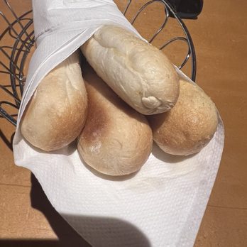 Olive Garden Italian Restaurant - Hot bread - Italian Near Me - Alabaster, Alabama Olive Garden Italian Restaurant - Hot bread - Italian Near Me - Alabaster, Alabama