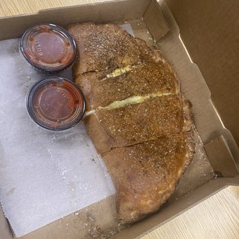 Pitza Pizza - Medium cheese calzone- Mexium folks. Could feed 3 easy - Pizza Near Me - Tampa, Florida