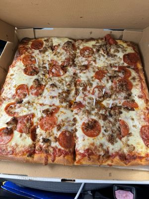 Antonio's Pizzeria by null