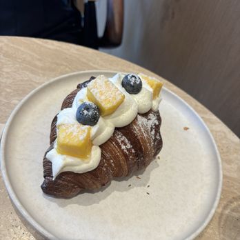 Salswee - Mango croissant - mangos are very soft and ripe - Bakeries Near Me - New York, New York Salswee - Mango croissant - mangos are very soft and ripe - Bakeries Near Me - New York, New York