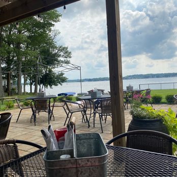 Cold Springs Resort - Outdoor seating - Hotels Near Me - Hamilton, Indiana Cold Springs Resort - Outdoor seating - Hotels Near Me - Hamilton, Indiana
