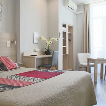 Hôtel Hélvétique - Chambre Double Supérieure Superior Double Room - Hotels Near Me - Nice, 06 Hôtel Hélvétique - Chambre Double Supérieure Superior Double Room - Hotels Near Me - Nice, 06