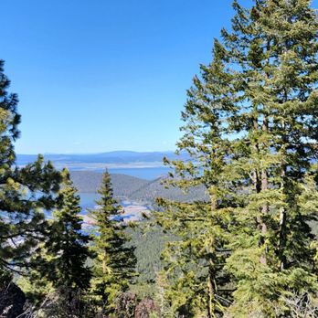 Spence Mountain Trailhead - One of the few views of the lake - Mountain Biking Near Me - Klamath Falls, Oregon Spence Mountain Trailhead - One of the few views of the lake - Mountain Biking Near Me - Klamath Falls, Oregon