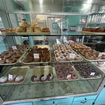 Dulce  Dough Bakery - The baked goods - Bakeries Near Me - St. Simons Island, Georgia
