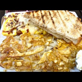 Toast - BYO B.Y.O. Omelette of Bacon & Gruyère - Breakfast & Brunch Near Me - Temecula, California Toast - BYO B.Y.O. Omelette of Bacon & Gruyère - Breakfast & Brunch Near Me - Temecula, California