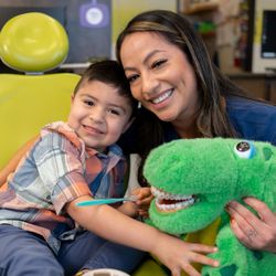 Tots to Teens Pediatric Dentistry & Orthodontics - Big hugs after a great cleaning