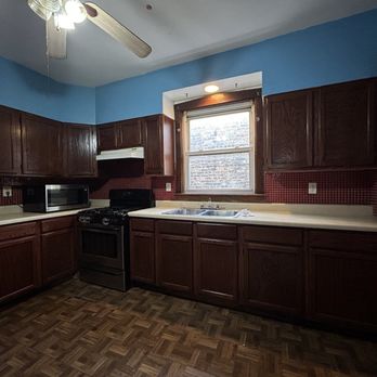 Chicago Wood Refinishing - Refinished kitchen - Refinishing Services Near Me - Chicago, Illinois