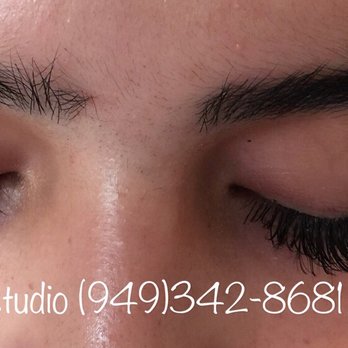 JT Lash Studio - Eyelash Service Near Me - Laguna Beach, California