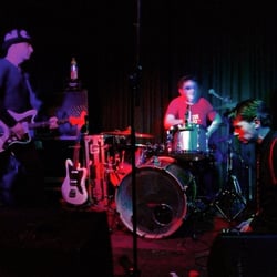 Prince Albert - Good wee venue this, probably 20-40 people capacity