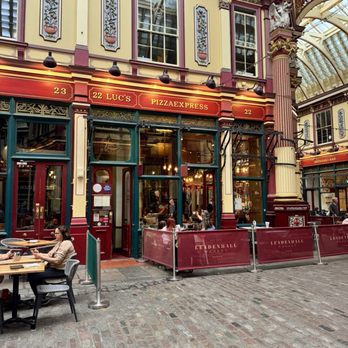 Leadenhall Market - Shopping Centers Near Me - London, XGL Leadenhall Market - Shopping Centers Near Me - London, XGL