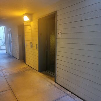 Foot Care Center - Elevator to go up - Podiatrists Near Me - Orange, California Foot Care Center - Elevator to go up - Podiatrists Near Me - Orange, California