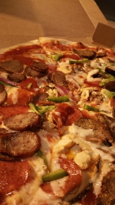 Larry & Joe's Pizzeria by null