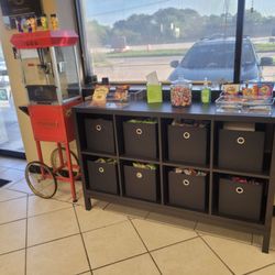 Caliber Collision - Snack station