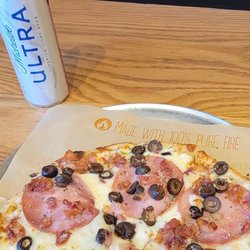 Blaze Pizza - Half pizza and a beer to wash it down. Perfect!