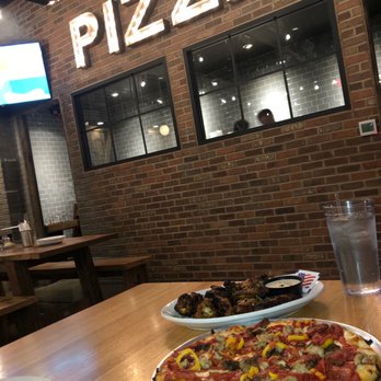 Pies & Pints - "Classic" Pizza and wings - Pizza Near Me - Birmingham, Alabama Pies & Pints - "Classic" Pizza and wings - Pizza Near Me - Birmingham, Alabama