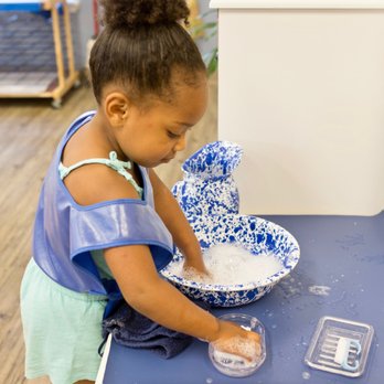 Guidepost Montessori at Williamsburg - Montessori Schools Near Me - Brooklyn, New York
