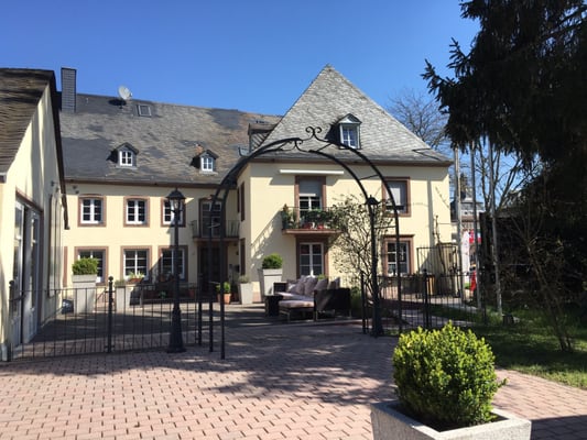 Weinwirtschaft Friedrich-Wilhelm, Trier by null