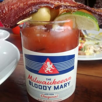 Café Hollander Hilldale - Milwaukean bloody mary - American Near Me - Madison, Wisconsin