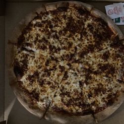 The Hi Lo - Pepperoni pizza