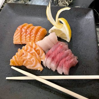 The Frying Pan - Sashimi- I ask for the lemon - Sushi Bars Near Me - Dixon, California The Frying Pan - Sashimi- I ask for the lemon - Sushi Bars Near Me - Dixon, California