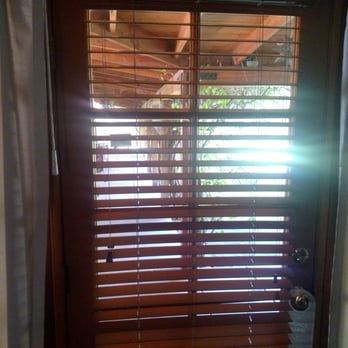 Casa Cody - The doors are glass and look out into the veranda. - Hotels Near Me - Palm Springs, California