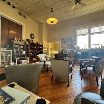 Mr. Kitty's Cat Cafe & Boutique - Lounge area beside the cat area - Themed Cafes Near Me - Eau Claire, Wisconsin Mr. Kitty's Cat Cafe & Boutique - Lounge area beside the cat area - Themed Cafes Near Me - Eau Claire, Wisconsin