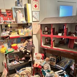 Bay City Antique Center