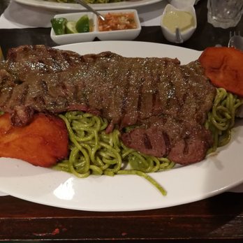 Marino's Cafe - Tallivin Verde con Carne - Peruvian Near Me - Dover, New Jersey
