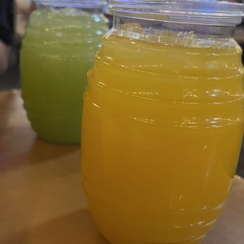 LA VECINDAD - Pepino y Limón Agua Fresca Passion Fruit Agua - Tacos Near Me - Las Vegas, Nevada LA VECINDAD - Pepino y Limón Agua Fresca Passion Fruit Agua - Tacos Near Me - Las Vegas, Nevada