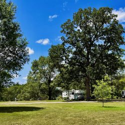 Ouachita Campground At Edendell - RV Sites at Ouachita Campground at Edendell