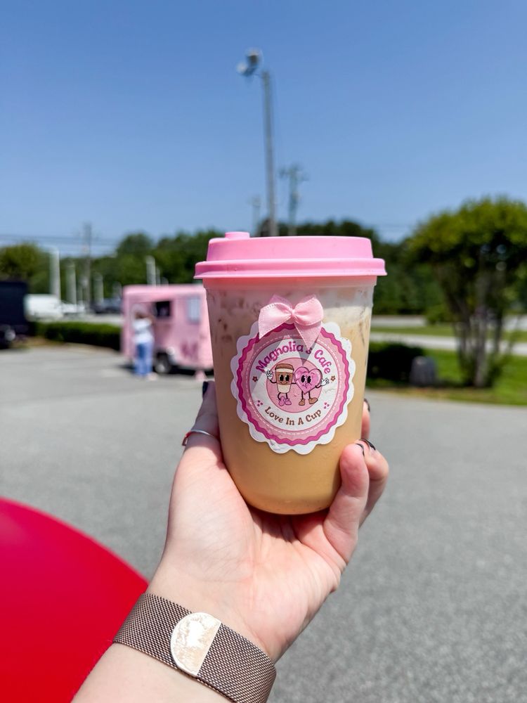 Magnolia's Cafe Logo