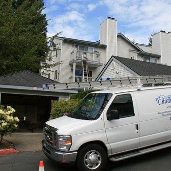 Chinook Services - House/building washing on the east side near Kirkland WA.  Large HOA community - Window Washing Near Me - Everett, Washington