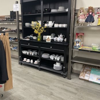 Goodwill - Thrift Stores Near Me - Long Beach, California