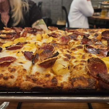 Emmy Squared Pizza - Hawaiian - Pizza Near Me - Birmingham, Alabama
