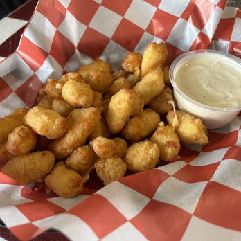 Durty Gurt's - Cheese curds - American Near Me - Galena, Illinois