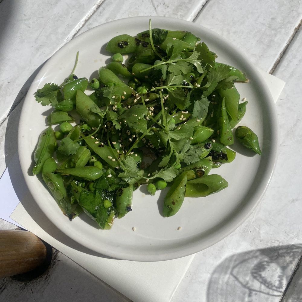 Great White - Snap peas - Cafes Near Me - Los Angeles, California Great White - Snap peas - Cafes Near Me - Los Angeles, California