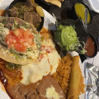 L & J Cafe - Mexican combination plate - Mexican Near Me - El Paso, Texas L & J Cafe - Mexican combination plate - Mexican Near Me - El Paso, Texas