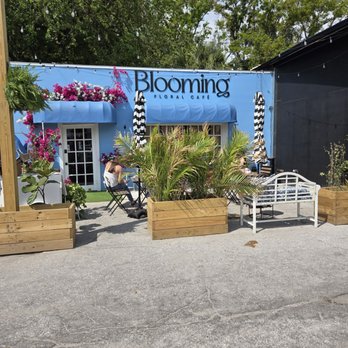 Blooming Floral Cafe - Front of the cafe - Coffee & Tea Near Me - Tampa, Florida