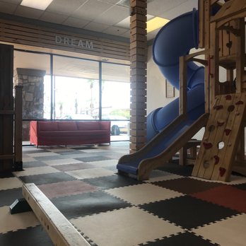 Giggles - Front play area - Kids Activities Near Me - Chandler, Arizona Giggles - Front play area - Kids Activities Near Me - Chandler, Arizona