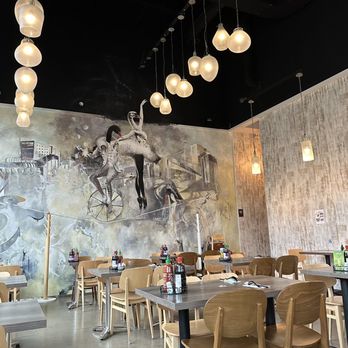 Pho 90 - The interior restaurant - Vietnamese Near Me - Toronto, Ontario