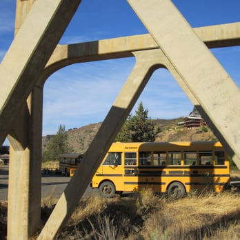 Imperial River Company - Bus for transporting us to the rafting point - Hotels Near Me - Maupin, Oregon Imperial River Company - Bus for transporting us to the rafting point - Hotels Near Me - Maupin, Oregon