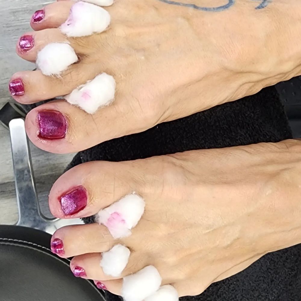 The Nail Bar - Natural Hand & Foot Care Logo