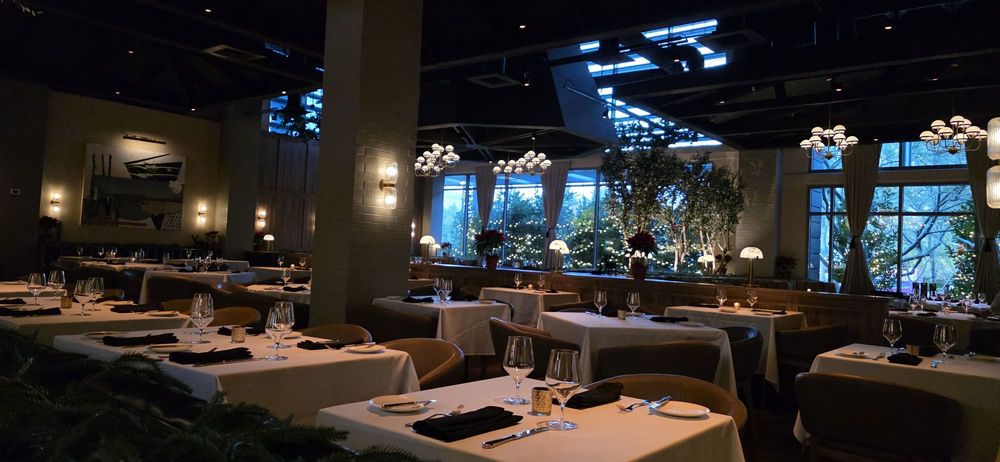 Harlo Steakhouse & Bar - Photo 2