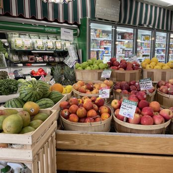 Chamomille Natural Foods - a variety of fruits and vegetables - Health Markets Near Me - Danbury, Connecticut Chamomille Natural Foods - a variety of fruits and vegetables - Health Markets Near Me - Danbury, Connecticut