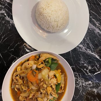 Thai Treasure Bistro - Yumm - Thai Near Me - Waterford Twp, Michigan Thai Treasure Bistro - Yumm - Thai Near Me - Waterford Twp, Michigan