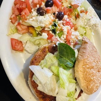 Mitchell's Restaurant - American Near Me - Valley Stream, New York