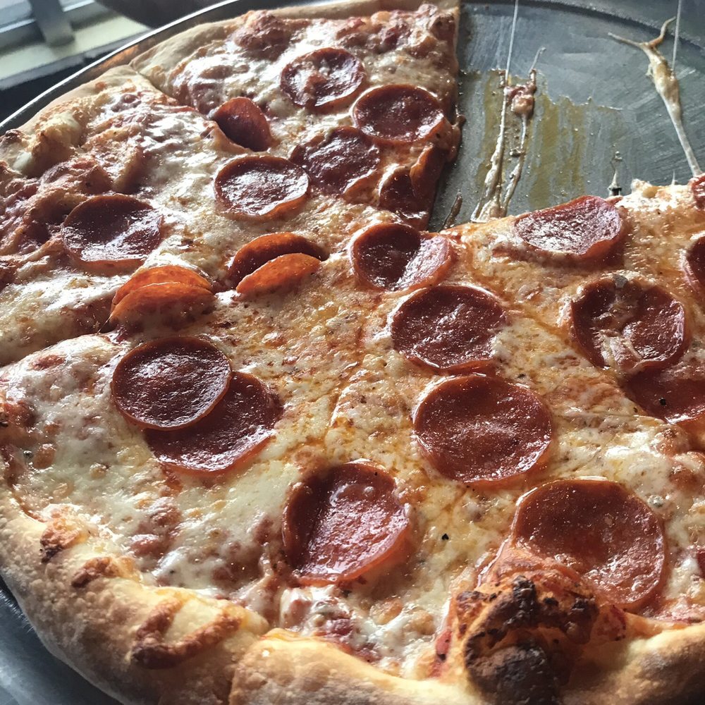 Mike's Pizza and Pub - pepperoni pizza - Pizza Near Me - Largo, Florida Mike's Pizza and Pub - pepperoni pizza - Pizza Near Me - Largo, Florida