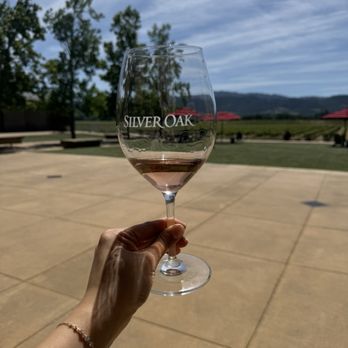 Silver Oak - Oakville - Wineries Near Me - Oakville, California