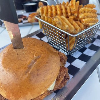 Exit Zero Filling Station - Burgers Near Me - Cape May, New Jersey